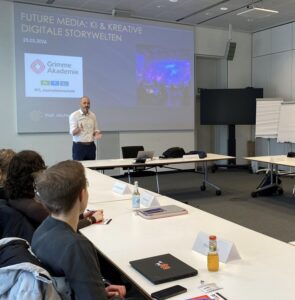 Prof. Michael Schwertel beim KI-Workshop Future Media in der RTL-Journalistenschule, Grimme Akademie